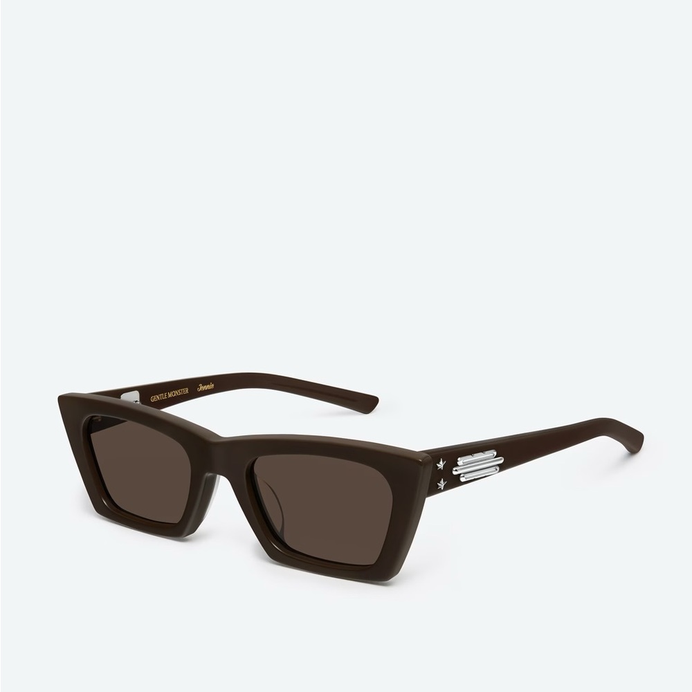 Gentle Monster x Jennie Jentle Salon Baby Pony BR3 Brown Sunglasses + charms